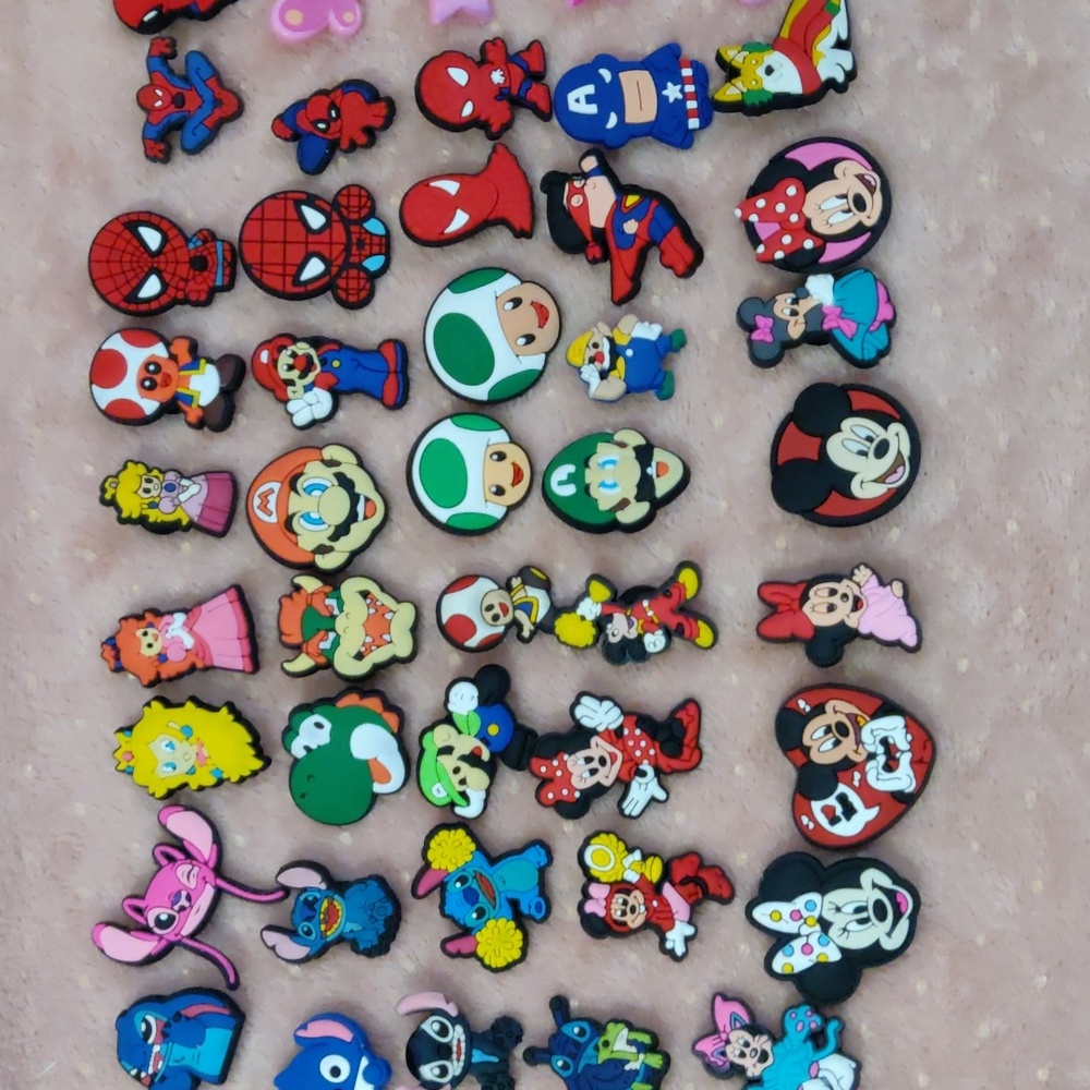 46 Croc Charms